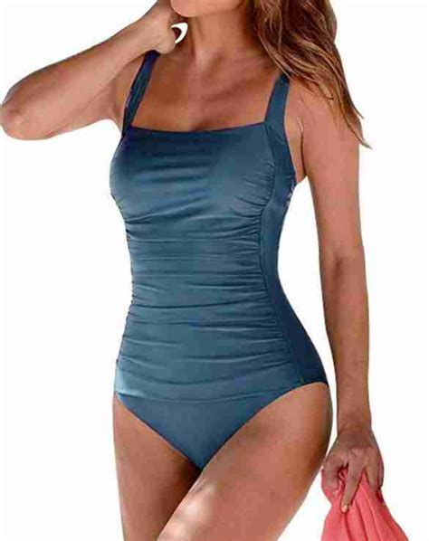 The Most Flattering One Piece Swimsuits For All Body Types Metropolitan Girl