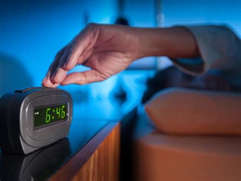 Sleep Why You Shouldnt Hit Snooze On Your Alarm