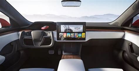 The cabin design is better, and some things are more modern. Tesla Model S y Model X Plaid 2022, con 800 km de autonomía