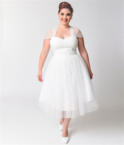 Buy Tea Length Plus Size Bridal Gowns In Stock