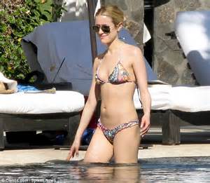 Kristin Cavallari Slips Into Sexy Bikinis As She Reveals Toned Post