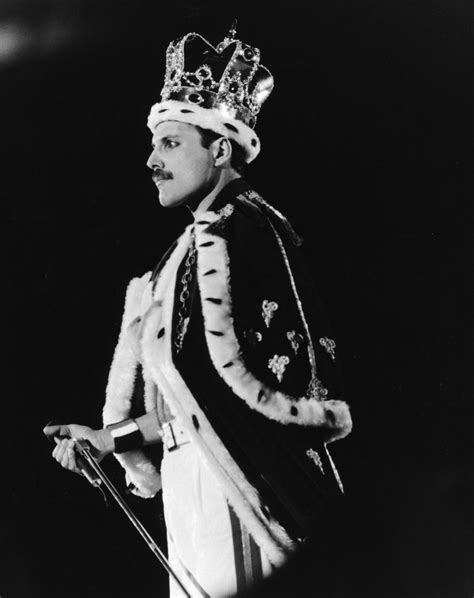 Los 10 Mejores Looks De Freddie Mercury A 27 Años De Su Muerte