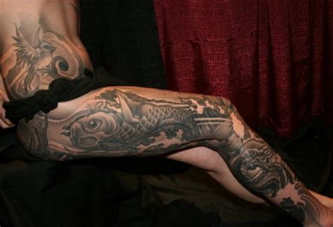 Snake tattoos can embody either of those qualities, either showing off their sly, secretive side or leaning more towards their traits of healing and luck. Fashion & Style: Tattoos Pics