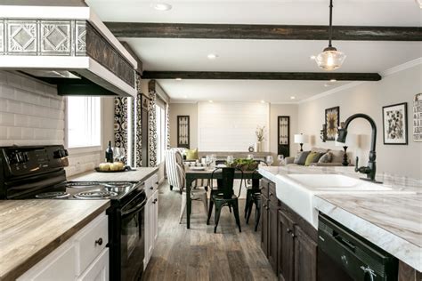 Offering the best of both worlds, modern farmhouse plan designs have quickly become a favorite among our customers and the entire residential market! Favorite Clayton Built® Homes of 2019 | Clayton Studio