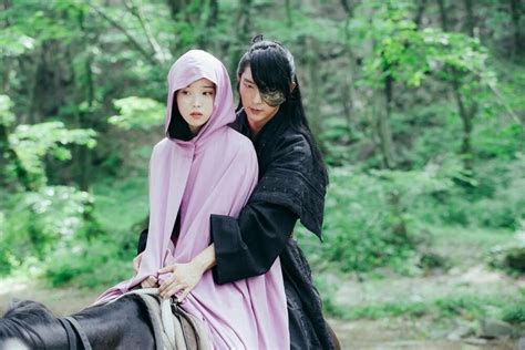 Another series that was very good, and i intend to rewatch sometime soon is 3 days. The 30 Best Korean Historical Dramas | ReelRundown