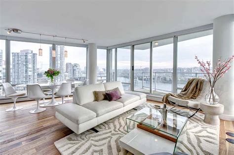 21+ Fantastic spaces showcasing astonishing city skyline views