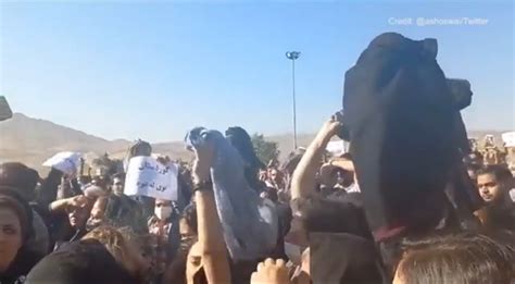 Hundreds Protest After Iranian Woman S Alleged Murder Over Hijab Law