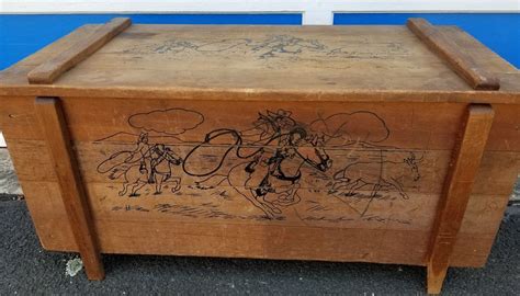 Vintage Kids Antique Wood Toy Box Chest Western Rodeo Style Roy Rogers