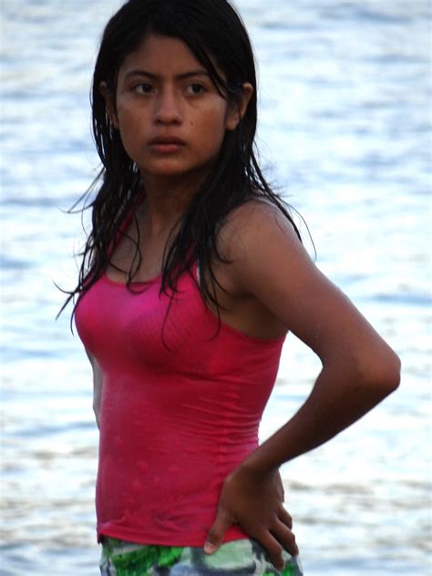 fotos de playa en topless adolescentes chicas desnudas y sus coños