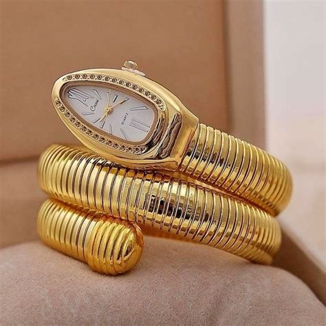Exquisite Diamond Snake Quartz Watch Wish Watches Women Fashion