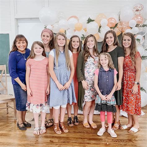 Michelle Duggar ADMITS To Cropping Rebel Babe Jill Out Of Family Photo As Feud Continues