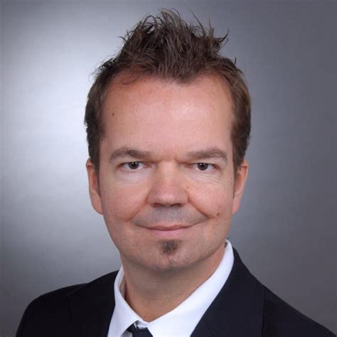 Oliver Grendka Product Owner Financial Management Digital Banking Solutions Commerzbank Ag