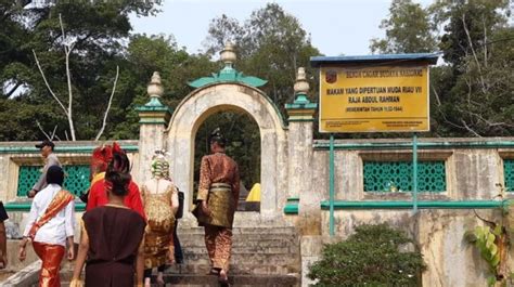 Menelusuri Pulau Penyengat Lacak Budaya Melayu Di 5 Tempat Bersejarah Ini