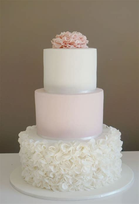 Three tier wedding cake with orchid petals. Beautiful 3 Tier Wedding Cake | Cherry Marry
