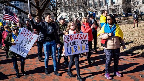 photos dc protesters express support for ukrainians call for tougher sanctions fox news