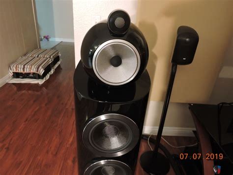 Bandw Bowers And Wilkins 803 D3 Speakers In High Gloss Black Beautiful