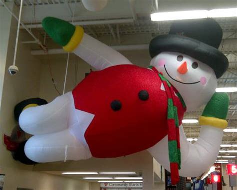 Available in the variety of sizes for both indoor and outdoor use. Yolloy snowman decorations huge inflatables for sale