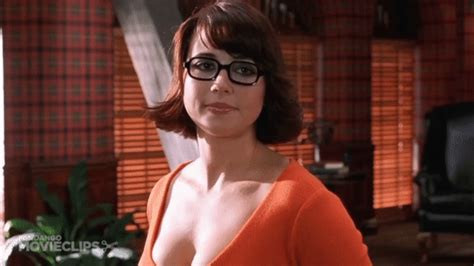 Linda Cardellini As Velma Is Something I Never Knew I Wanted Celebs
