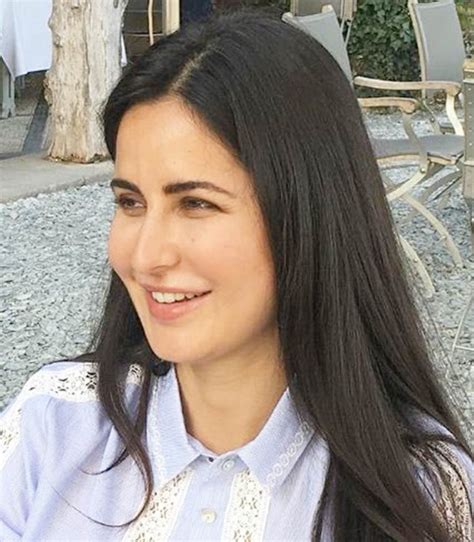 Katrina Kaif Celebrates Her Birthday With Sisters In England Check Out The Photos Bollywood