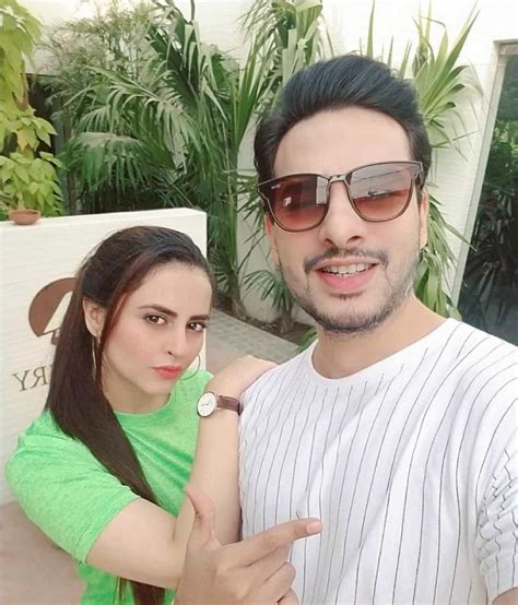 Fatima Effendi Latest Beautiful Pictures With Her Husband Kanwar Arsalan - Showbiz Pakistan