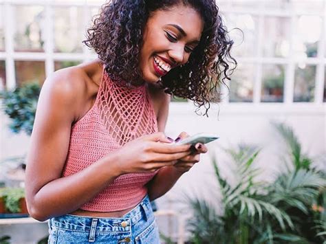5 Ways To Make Someone Laugh Over Text