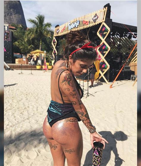 deusa gabriela rippi dicas de tatuagens foto tumblr sozinha fotos de verão