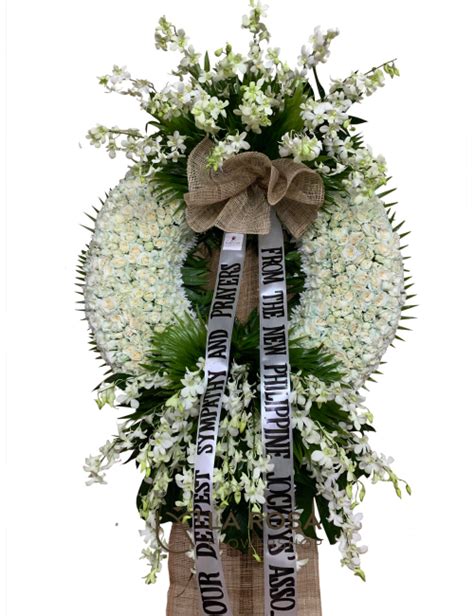 Sympathy Flower Wreath 06 Wreath Funeral Flower By Larosa Flower Shop