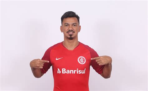 Inter Confirma A Contratação De Rodrigo Lindoso Por Duas Temporadas