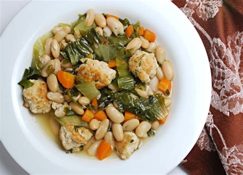Thanks to dailyhomemade for the photo. White Bean Escarole Soup with Turkey Meatballs