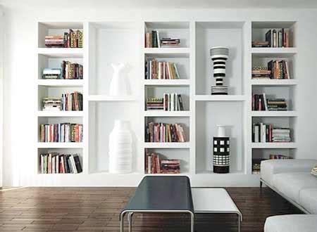 Libreria a parete, libreria a terra o a ponte: Libreria in cartongesso PREZZI: informazioni sui costi e ...