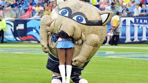 15 Funniest Mascot Moments In Sports Activities Sports Online Free
