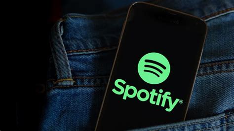 Spotify confirms subscription price increase for lots of its plan gambar png