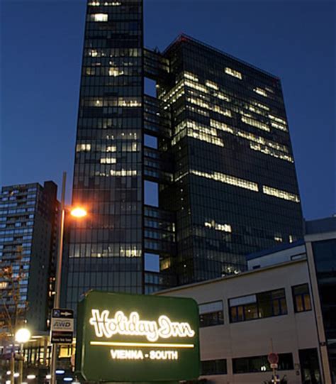 Whether you are travelling to vienna for leisure or business purposes, with holiday inn® vienna. Holiday Inn Vienna South, Vienna, Austria - AustriaVicina.it