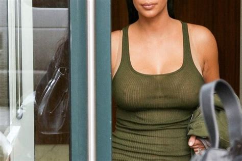 Kim Kardashian Sube A Un Auto Sin Ropa Interior Y Deja A Medio Internet Con La Boca Abierta Metro