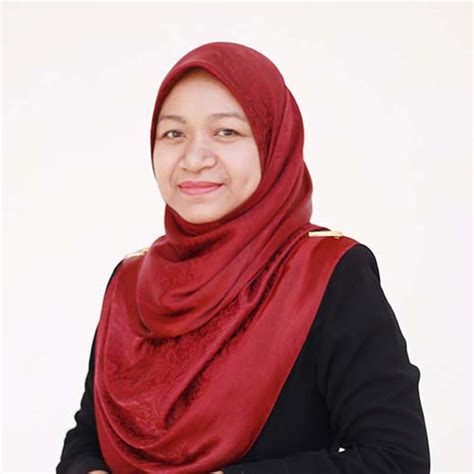 Daughter of mohamed ibrahim husin shah and majeedabee shaikh maideen wife of abdul ghaffor daud shah mother of private; KUIS - Pengurusan KUIS