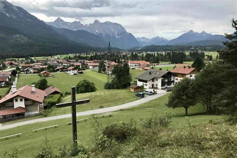 Am freitag hat olympiasiegerin magdalena neuner in wallgau den gleichnamigen panoramaweg eröffnet. Krepelschrofen WANDERN WALLGAU - leicht & aussichtsreich
