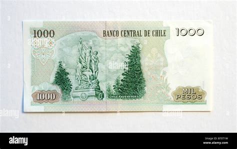 1000 Pesos Chilenos Billete De Banco Fotografías E Imágenes De Alta