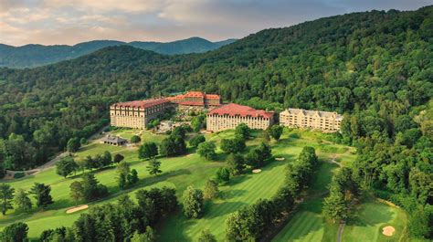 The Best Hotels In The Blue Ridge Mountains For Every Traveler