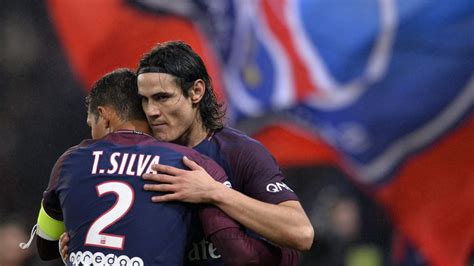 Compartilhar no twitter compartilhar no facebook compartilhar com o pinterest. Sportbuzz · PSG estuda novo corte nos salários dos ...