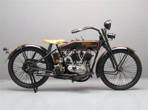 Test drive of the ,harley davidson model j 1000cc 1927. Harley Davidson 1922 1000cc 2 cyl ioe - Yesterdays