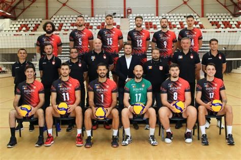Последние твиты от cupa româniei (@cuparomaniei). Cupa Challenge (m): Dinamo joacă marți cu Dupnitsa în ...