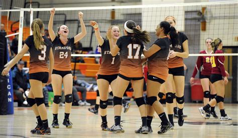 Stamford Sweeps St Joseph To Reach Fciac Volleyball Semifinals