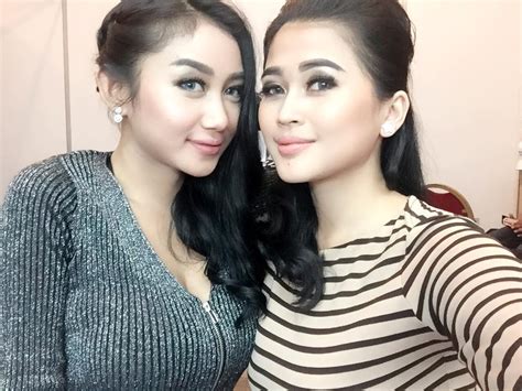 Foto Sexy Duo Serigala Yang Menggoda Di 2017 Model Sexy Indonesia
