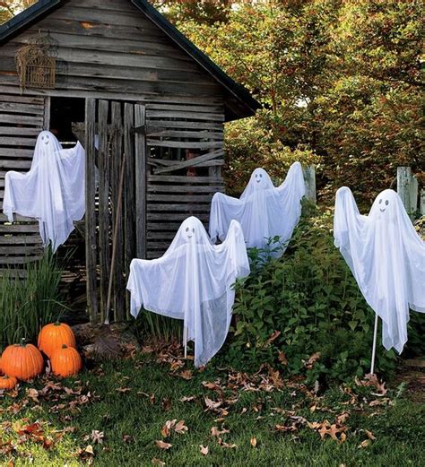 15 Best Halloween 2017 Outdoor Decorations Ideas On Pinterest