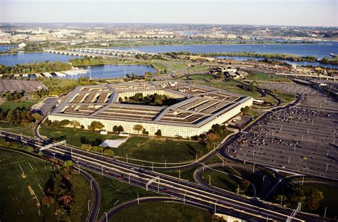 Pentagon Washington Famous Buildings Of The World The Pentagon