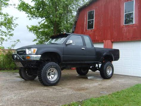 1991 Toyota Lifted 4x4 Pickup 6000 Possible Trade 100098630