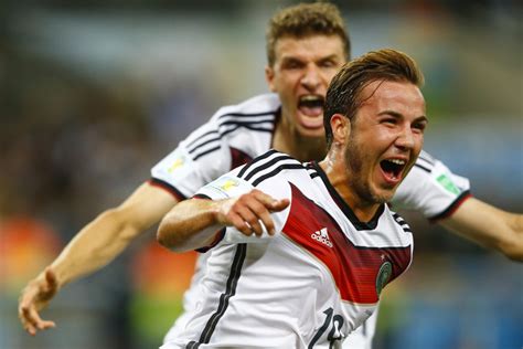Mit unserer rubrik für fußballtrainer helfen wir bei allen themen rund um dein fußballtrainer werden ist nicht schwer, aber die ernüchterung kommt oft ganz schnell. Deutschland WM Kader 2018 - alle Nationalspieler