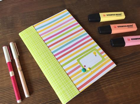Decora Y Personaliza Tus Cuadernos Con Papel Scrap