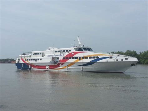 One way tickets on these ferries coat 23 myr for adults and 17 myr for children aged between 3 and. Langkawi Ferry | | UPDATED May 2020 Top Tips Before You Go ...