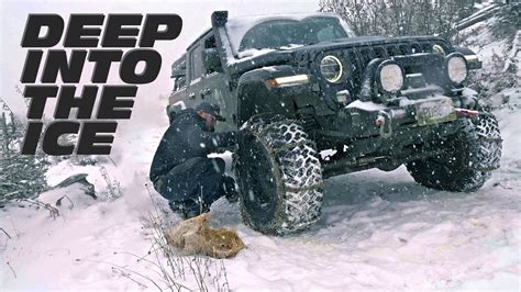 Deep Into The Ice Jeep Gladiator And Jl Wrangler Off Road Snow Wheeling